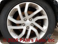Vehicle photo 6