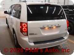 Vehicle photo 4