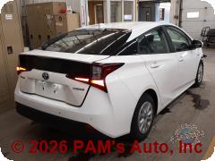 Vehicle photo 3