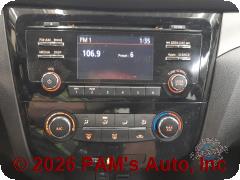 Vehicle photo 10