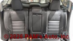 Vehicle photo 8