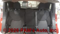 Vehicle photo 8