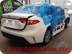 Vehicle photo 3