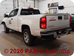 Vehicle photo 4