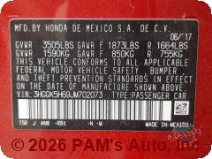 Vehicle photo 13