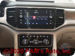 Vehicle photo 10