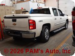 Vehicle photo 3