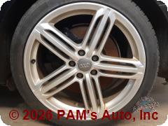 Vehicle photo 6