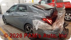 Vehicle photo 4