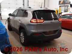 Vehicle photo 4