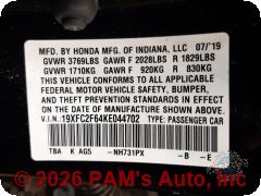 Vehicle photo 13