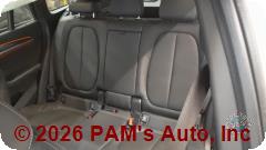 Vehicle photo 8