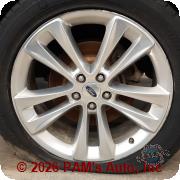 Vehicle photo 6