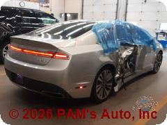 Vehicle photo 3