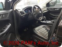 Vehicle photo 7