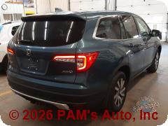 Vehicle photo 3
