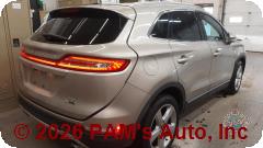 Vehicle photo 3