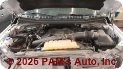 Vehicle photo 12