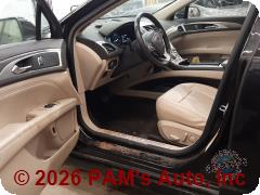 Vehicle photo 7