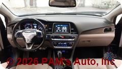 Vehicle photo 11