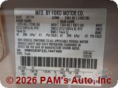 Vehicle photo 13