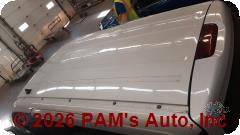 Vehicle photo 5
