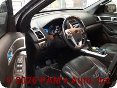 Vehicle photo 7