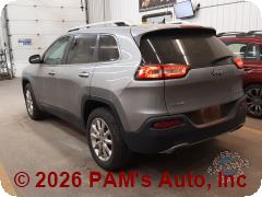 Vehicle photo 4