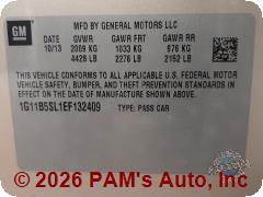 Vehicle photo 13