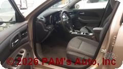 Vehicle photo 7
