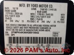 Vehicle photo 13