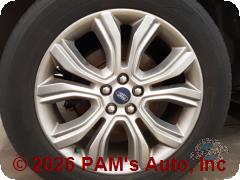 Vehicle photo 6