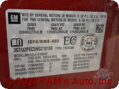 Vehicle photo 13