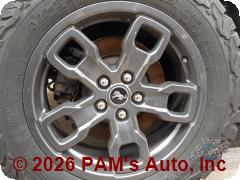 Vehicle photo 6