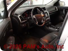 Vehicle photo 7