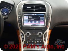 Vehicle photo 10