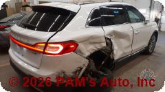 Vehicle photo 3
