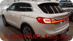 Vehicle photo 4