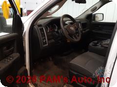 Vehicle photo 7