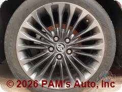 Vehicle photo 6