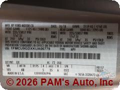 Vehicle photo 13