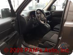 Vehicle photo 7
