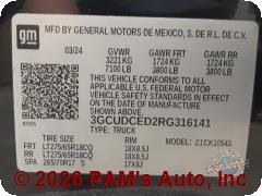 Vehicle photo 13