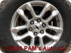 Vehicle photo 6