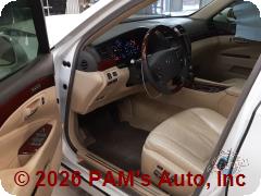 Vehicle photo 7