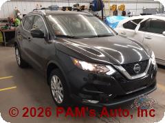 Vehicle photo 2