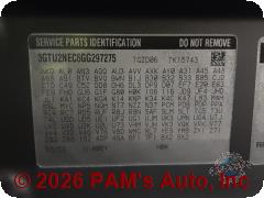 Vehicle photo 14