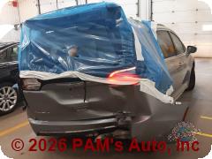 Vehicle photo 3
