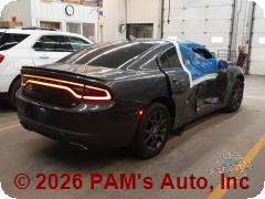 Vehicle photo 3