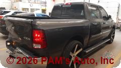 Vehicle photo 3